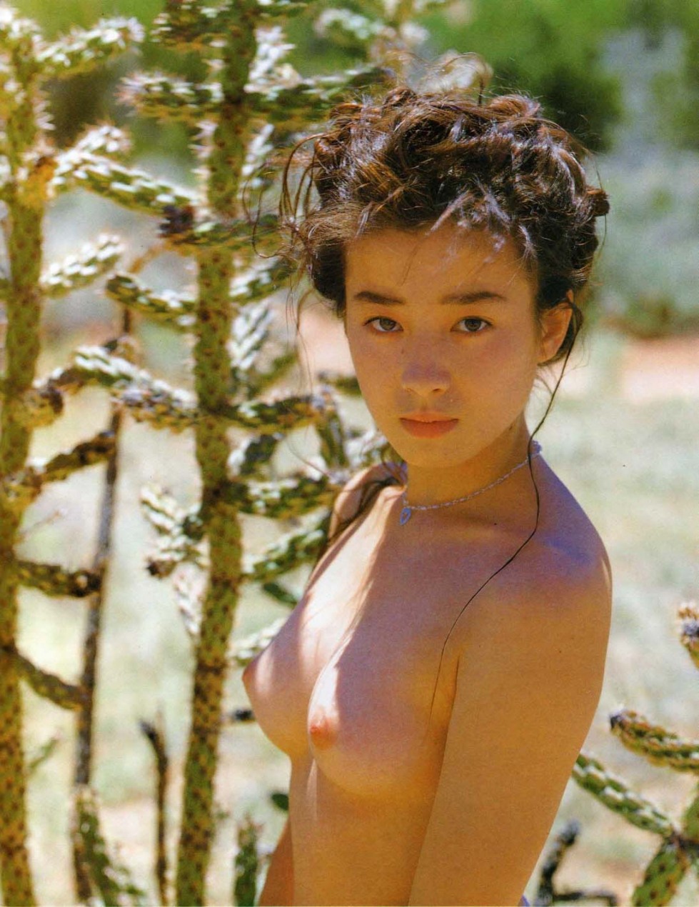 (Santa Fe) Rie Miyazawa Photo By Kishin Shinoyama_027.jpg